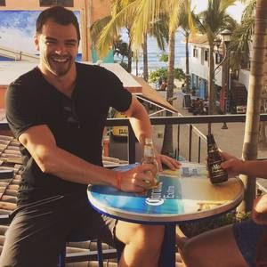 Meet your Posher, Adam